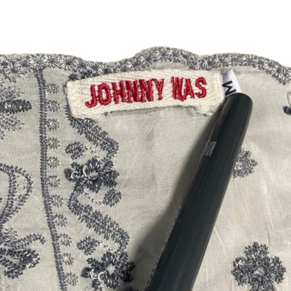 Johnny Was Floral Embroidered Top Size Medium - Picture 3 of 8